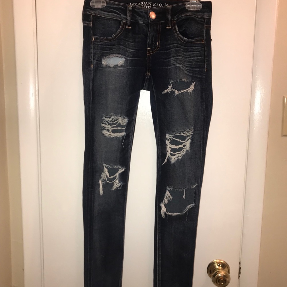 American eagle ripped jeans